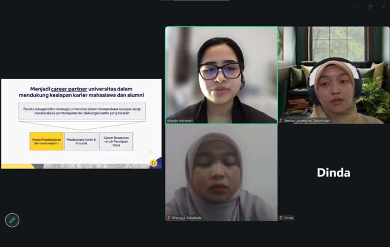 Darunnajah Buka Peluang Upskilling Digital bagi Mahasiswa Bersama RevoU
